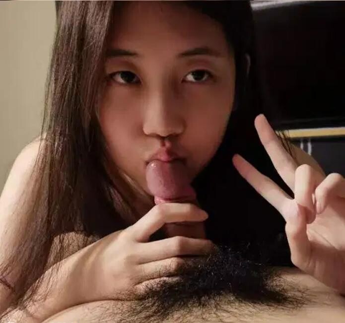 清纯颜值做爱小表情一绝，温婉气质却充满骚骚的感觉