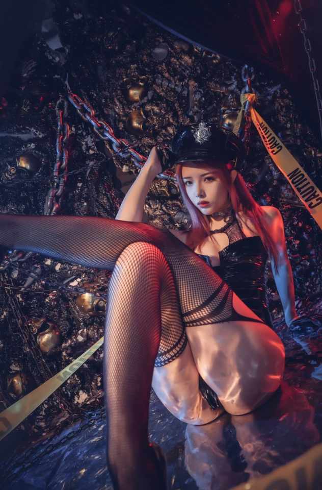 ‎【夸克网盘】【A1—4】【次元小屋】雯妹不讲道理 黑丝超S女警 #写真  #雯妹不讲道理