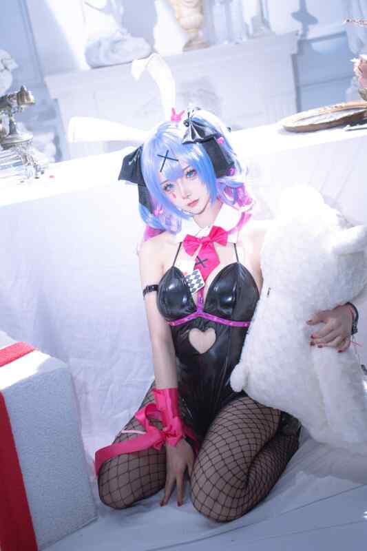 ‎【夸克网盘】【X17—4】#cosplay  #Seya-狮砸 -VOCALOID 初音兔女郎 [12P-207.74 MB]