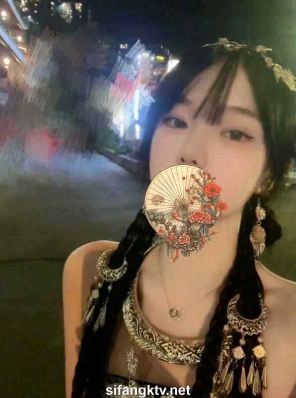顶级女模【颜~】18v+NP 1G 点进来吧 你不会后悔