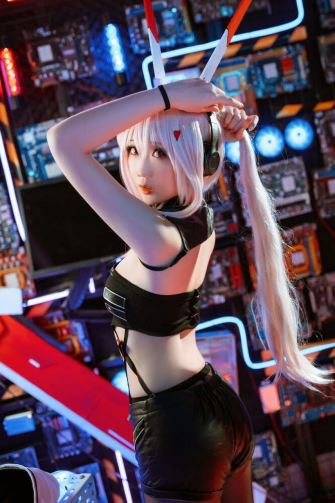 【夸克网盘】【COS】【2026.3.3】焖焖碳 - 绫波鬼神乐队 【24P-138MB】
